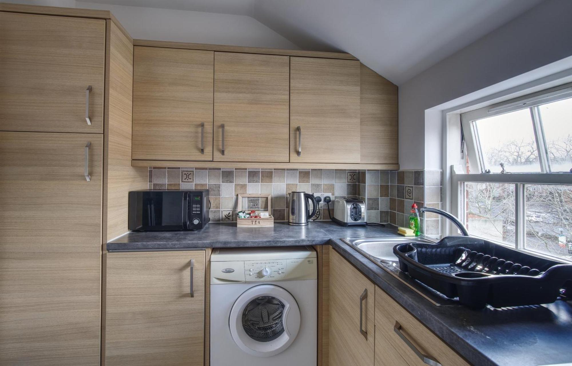 #St Georges Court By Derbnb, Spacious 2 Bedroom Apartments, Free Parking, Wi-Fi, Netflix & Within Walking Distance Of The City Centre Derby Extérieur photo