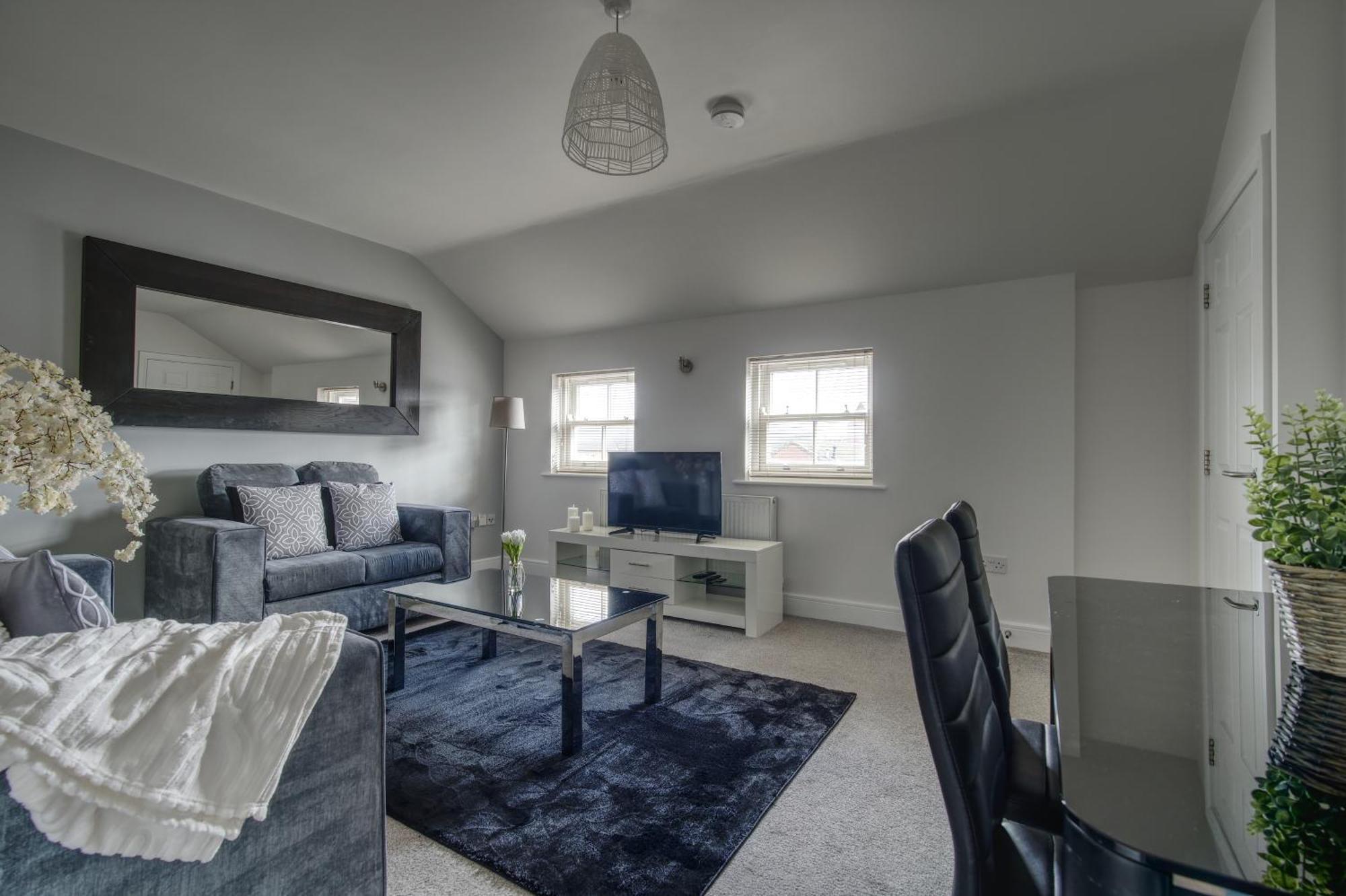 #St Georges Court By Derbnb, Spacious 2 Bedroom Apartments, Free Parking, Wi-Fi, Netflix & Within Walking Distance Of The City Centre Derby Extérieur photo