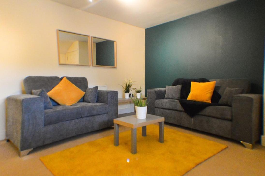 #St Georges Court By Derbnb, Spacious 2 Bedroom Apartments, Free Parking, Wi-Fi, Netflix & Within Walking Distance Of The City Centre Derby Extérieur photo